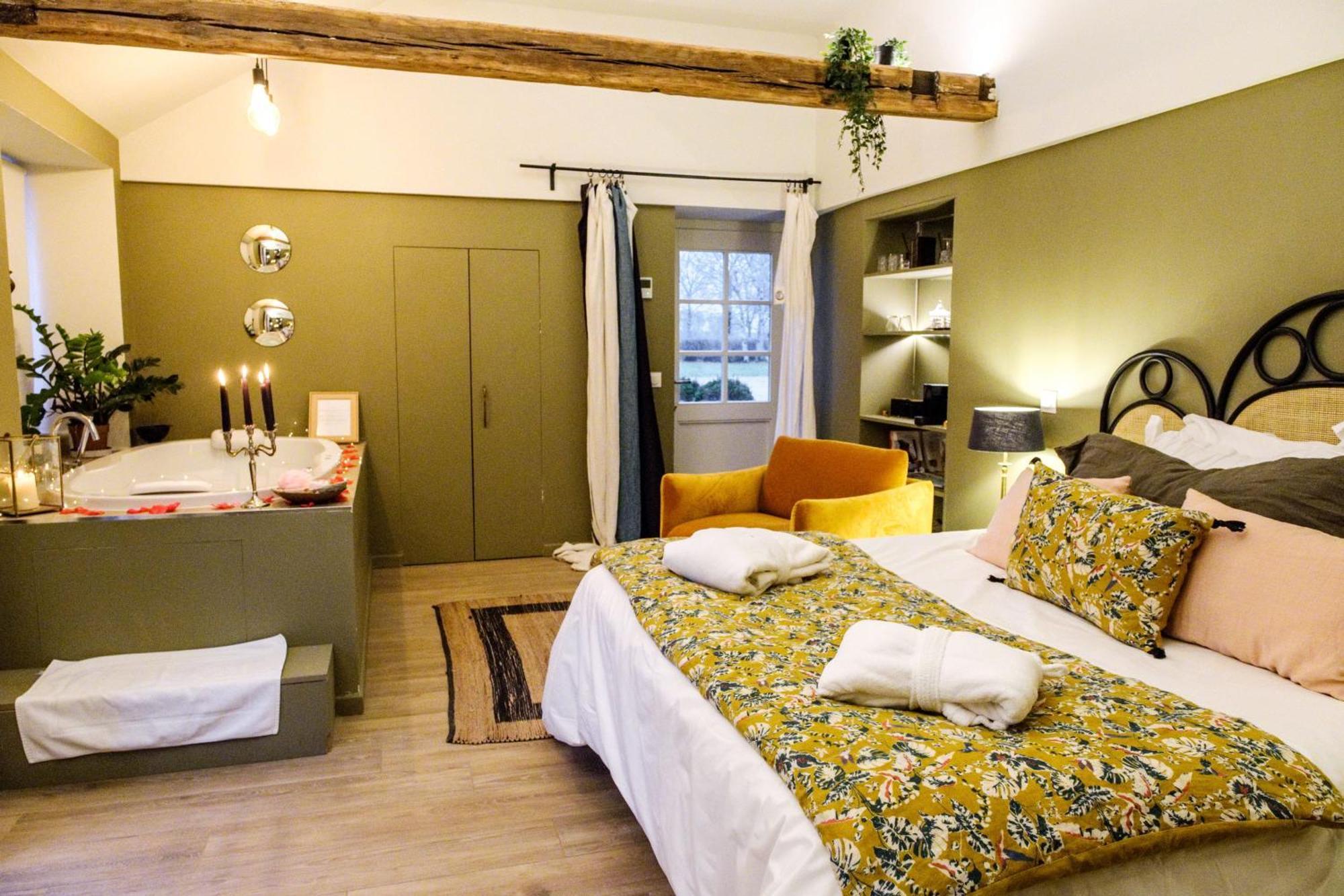 Domaine De Bellevue, The Originals Relais Hotell Neufmoutiers-en-Brie Exteriör bild